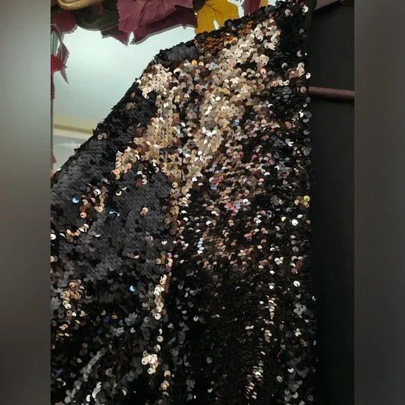 Torrid Runway Collection Sequin Gold and Black Kimono Short Jacket - Picture 5 of 10